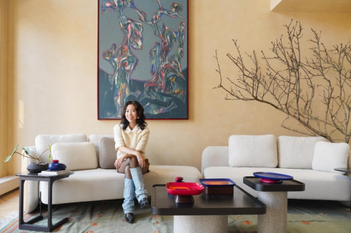 Nguyễn Hà Linh và phòng khách