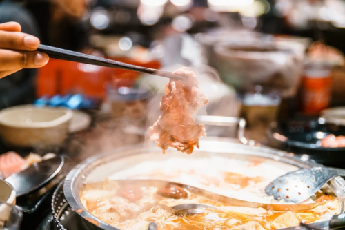 Bác sĩ cảnh báo 2 thói quen ăn lẩu gây ung thư