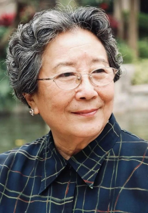 Diễn viên Diệp Lâm Lang
