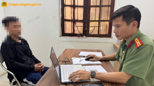 Phản nộp với bình luận vô cảm về sự hy sinh của Thiếu tá Nguyễn Đăng Khải khi bắt tội phạm ma túy- Ảnh 1.
