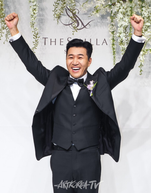 Đám cưới Kim Jong Min - Ảnh 2