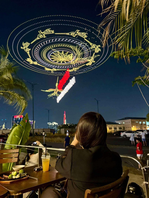 Kêu gọi trả drone cho BTC