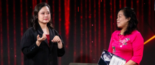 Minh Hương trong một chương trình gần đây