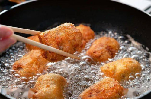 Sử dụng dầu đã chiên nhiều lần - Ảnh 2.