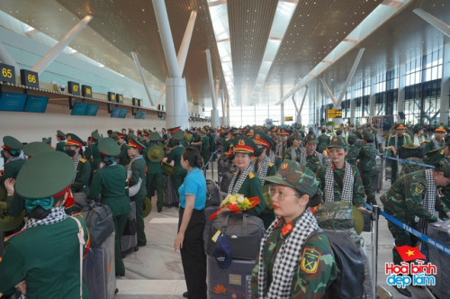 Cảnh tượng hiếm có ở sân bay Tân Sơn Nhất.