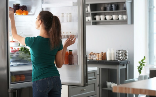 Bác sĩ đến chơi nhà, vừa mở tủ lạnh ra: “Trời ơi, mắm bệnh ung thư ở ngay đây!” - Ảnh 1.