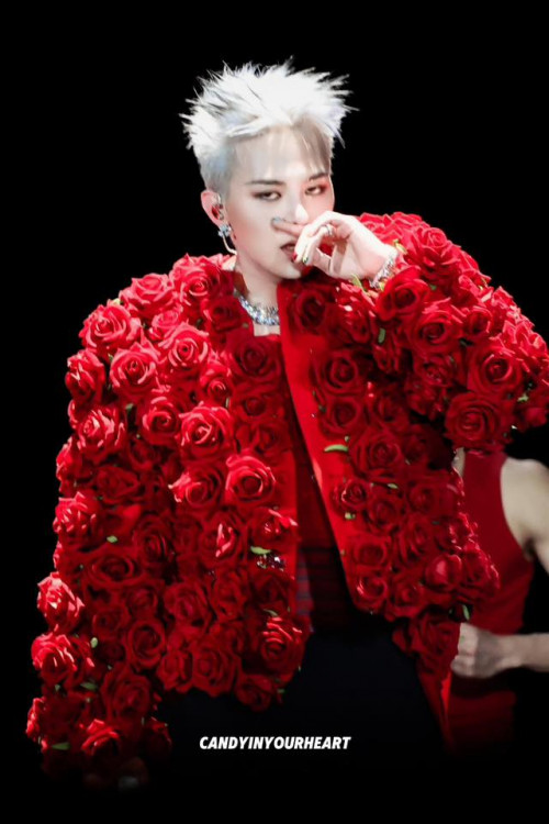 G-Dragon gây tranh cãi