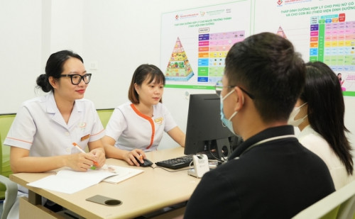 Hai lần mất con, người mẹ tìm ra ‘thủ phạm’ ẩn trong gene- Ảnh 1.