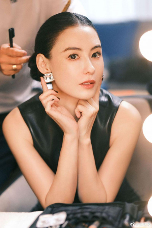 Trương Bá Chi - người mẹ tuyệt vời.