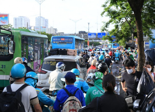 Dòng xe kẹt cứng