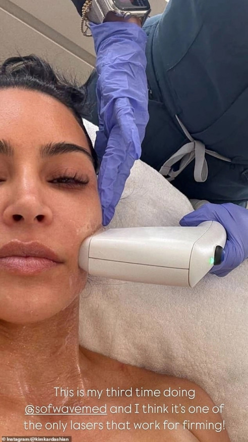 Kim Kardashian chi 4.500 USD cho liệu trình Sofwave
