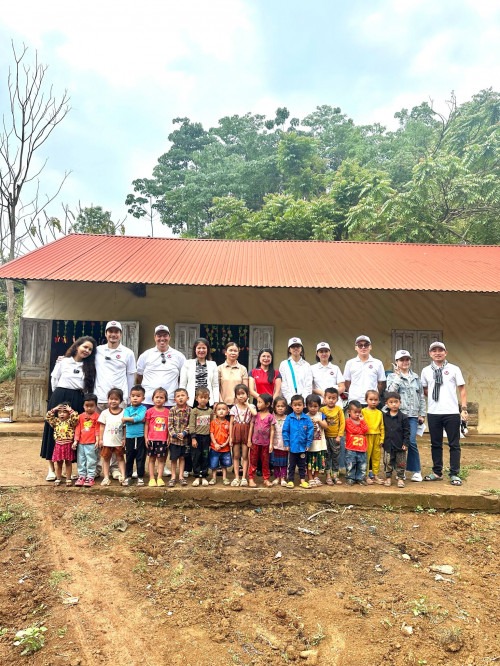 Nghệ sĩ sở hữu biệt phủ 100 tỷ ở Đồng Nai, resort 10.000 m2 ở Di Linh