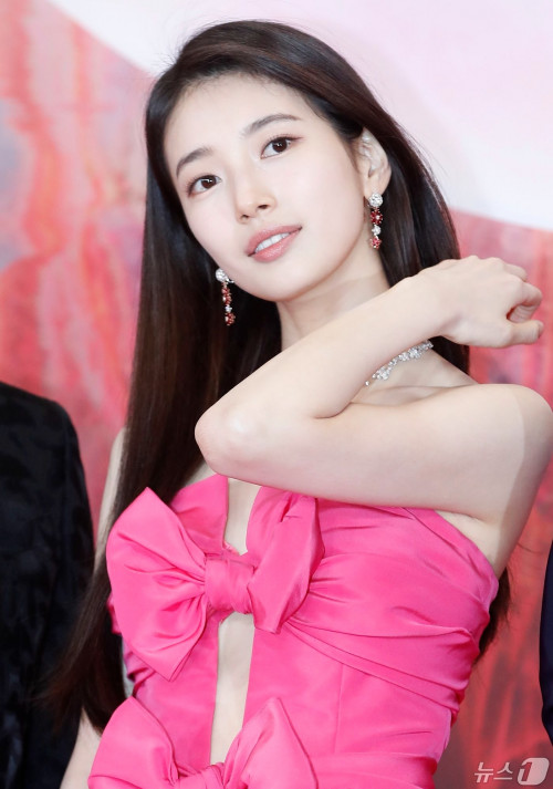 Suzy tại Baeksang 2025