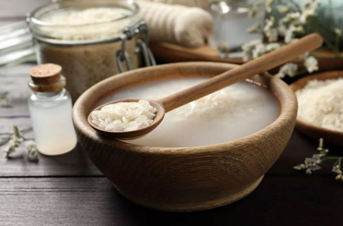 Nước vo gạo là bí quyết cổ xưa.