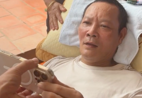 Diễn viên Thái Hòa bị liệt nửa người