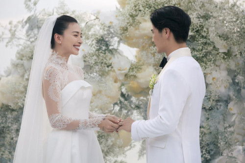 Ngô Thanh Vân và Huy Trần tổ chức tiệc xa hoa
