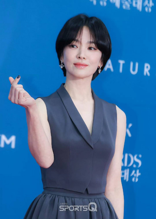 Song Hye Kyo tại Baeksang năm nay