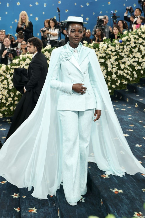 Jennie Kim tại Met Gala 2025