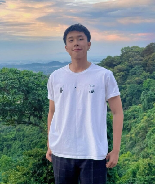 Long Vũ nổi bật trong vai Chải