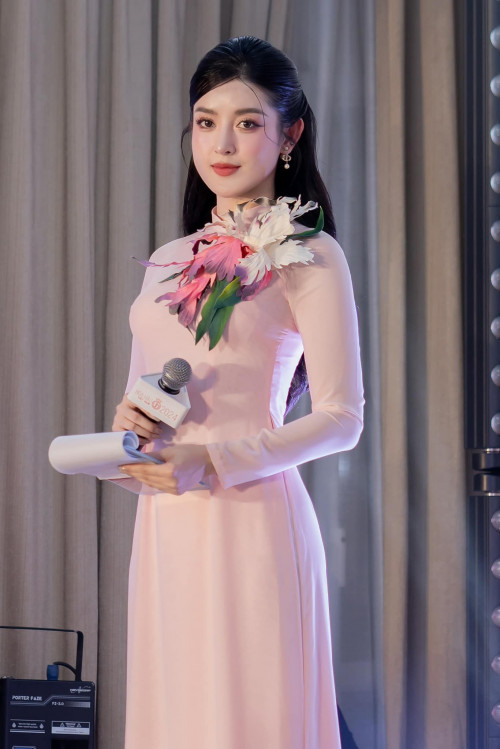 Á hậu Huyền My chia sẻ về cuộc sống riêng.
