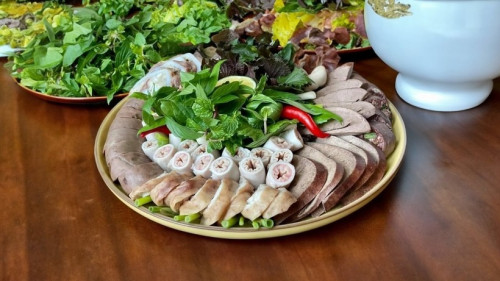 Kết hợp với rau xanh