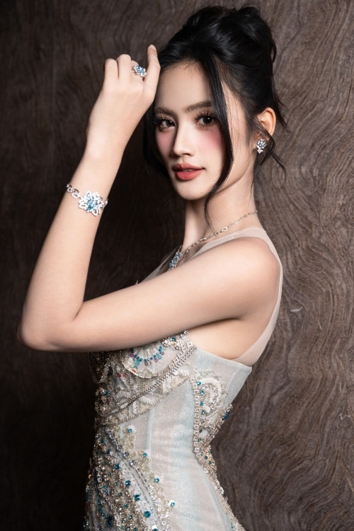 Ý Nhi sẽ quay trở lại Úc sau cuộc thi Miss World