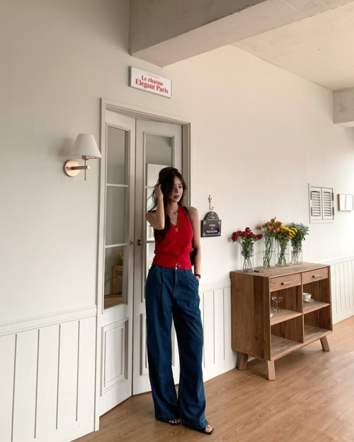Áo len tăm phối cùng quần jeans- Ảnh 6.