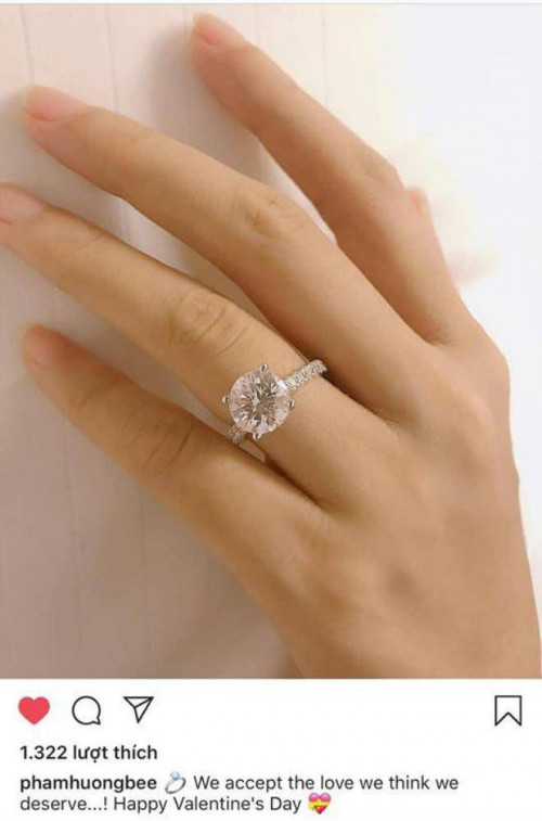 Phạm Hương và gia đình