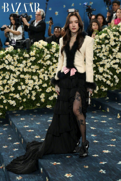 Chuyển gì đây: Jisoo (BLACKPINK) cũng xuất hiện ở Met Gala?- Ảnh 1.