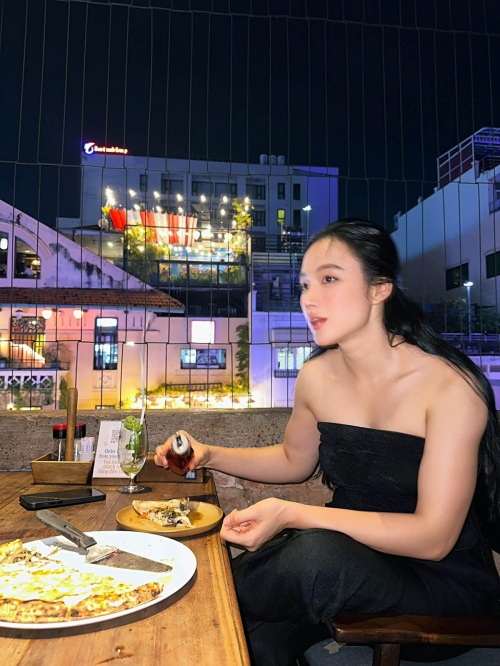 Angela Phương Trinh