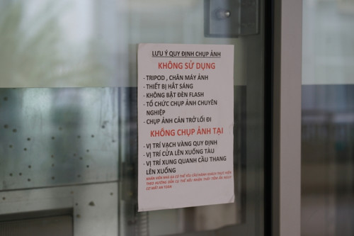 Metro số 1 cấm chụp ảnh