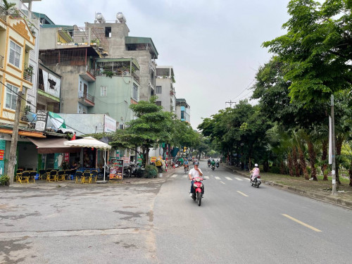 Vụ tai nạn giao thông nghiêm trọng ở Hà Nội