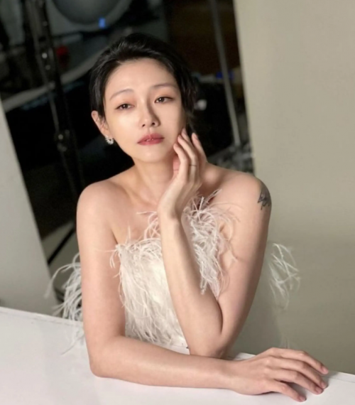 Từ Hy Viên phải sinh con