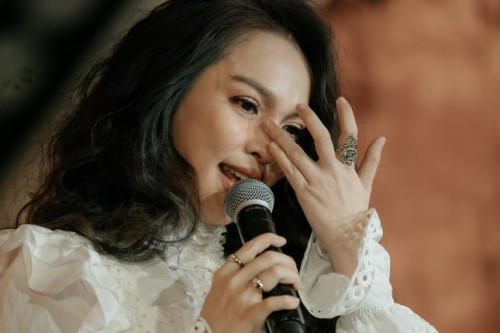 Buổi ra mắt sách của Hiện Thực