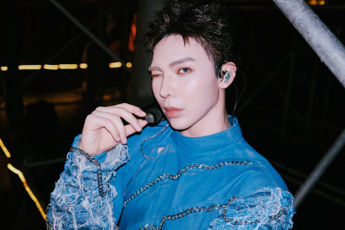 Hoà Minzy lộ nhan sắc sưỡng phụ gây sốc- Ảnh 2.