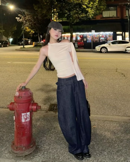 Barrel jeans