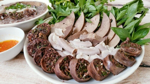 Lòng lợn ngon đến mấy nhưng người bệnh thận cần tránh kẻo "mang hại vào thân"- Ảnh 2.
