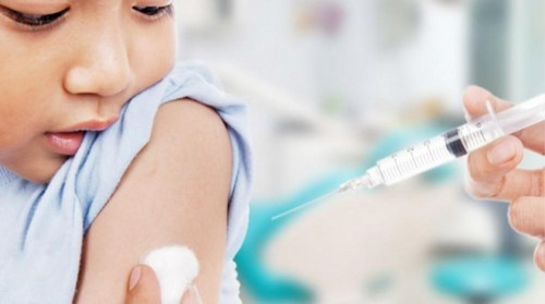 Tiêm vaccine viêm gan B