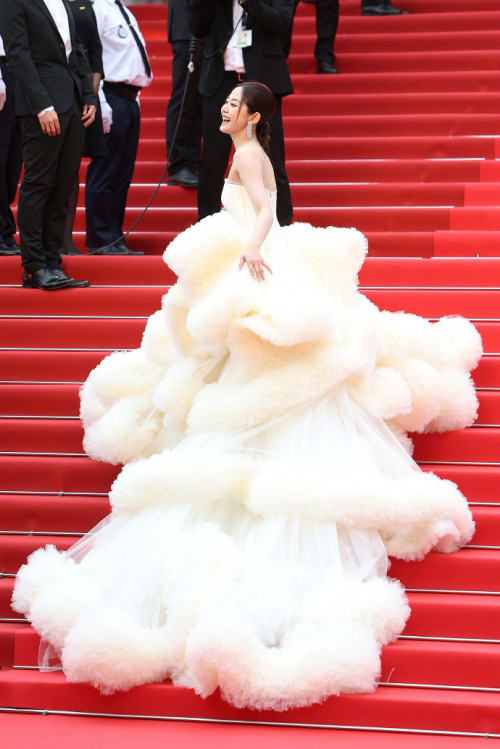 Vạn Thiên Huệ tại Cannes! - Ảnh 2.