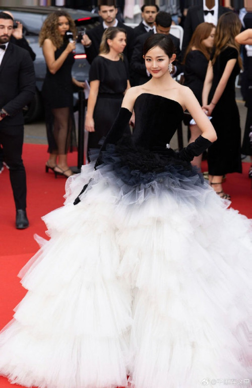 Vạn Thiên Huệ tại Cannes! - Ảnh 7.