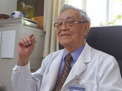 Chuyên gia 95 tuổi 60 năm nghiên cứu về ung thư tiết lộ: Nhất định phải tránh xa 4 thứ này để ung thư không tìm đến cửa.