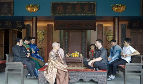 Chuyên gia cao cấp người Mỹ tham quan bảo tàng