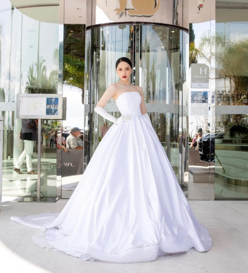 Chi phí không lồ khi sao Việt tham dự LHP Cannes