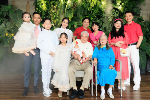 Khánh Thi và Phan Hiển