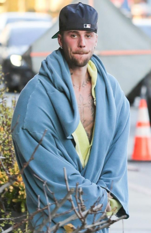 Justin Bieber gặp khó khăn