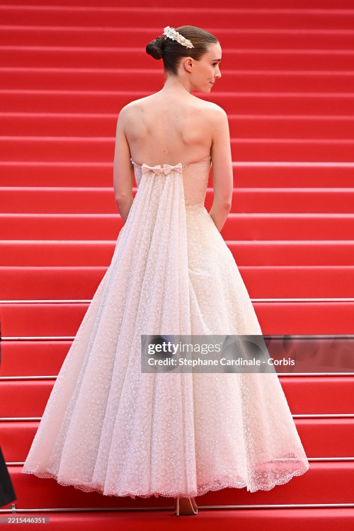 Thảm đỏ Cannes ngày 4: Rooney Mara