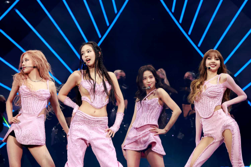 BLACKPINK sẽ có đêm diễn world tour DEADLINE đầu tiên tại Seoul vào ngày 5/7