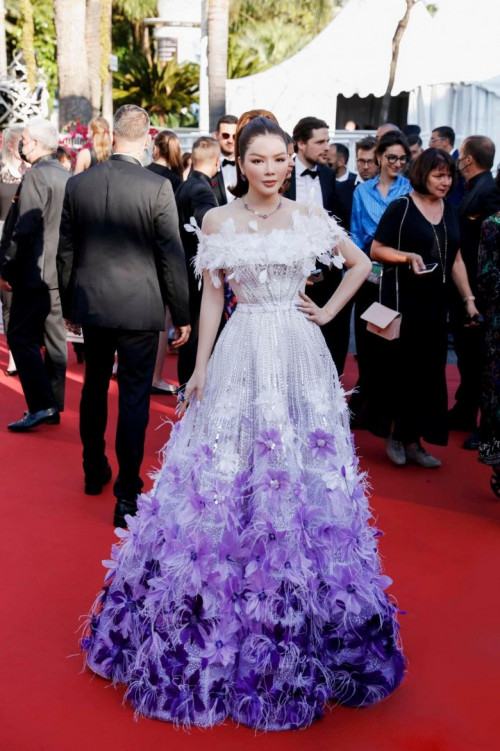Chi phí không lồ khi sao Việt tham dự LHP Cannes