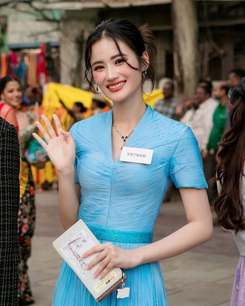 Gu thời trang giúp Ý Nhi ghi điểm tại Miss World 2025 - Ảnh 5.