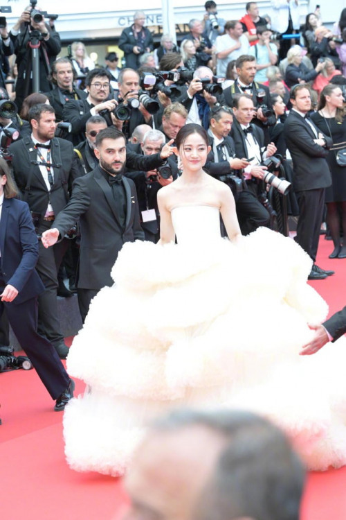 Phạm Băng Băng trên thảm đỏ Cannes.